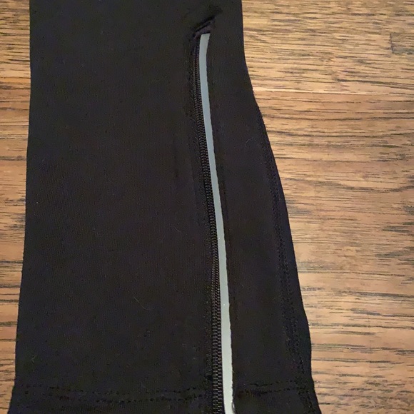 Nike Dri Fit Running Leggings - Picture 5 of 5